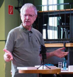 Christoph Butterwegge beim Vortrag